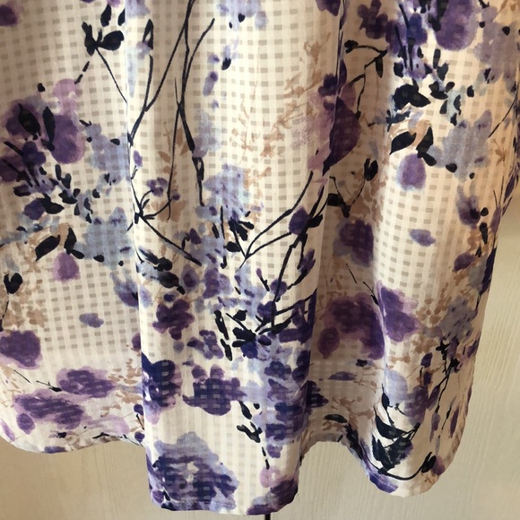 Women’s dainty Coral Bay violet lilac fall cuff sleeve floral blouse - Picture 11 of 12